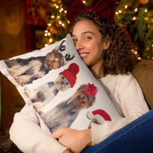 Schattigee Yorkshire Terrier Dogs met Kerst Petten Kussen