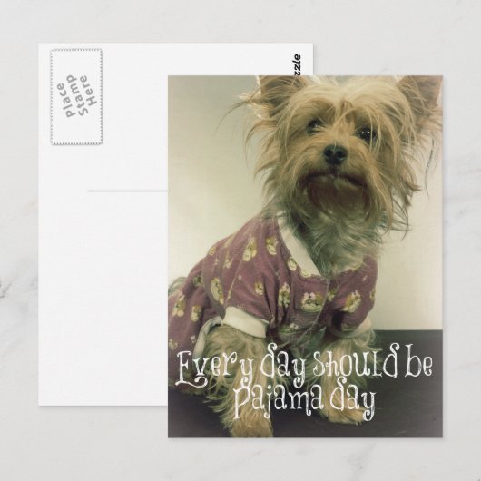 Schattigee Yorkshire Terrier in pyjama met Quote Briefkaart (Voorkant / Achterkant)