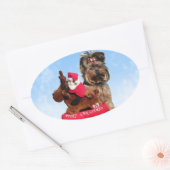 Schattigee Yorkshire Terrier Vrolijk kerstfeest Ovale Sticker (Envelop)