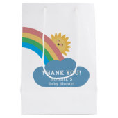 Schattigee Zon & Regenboog Baby shower Modern Beda Medium Cadeauzakje (Achterkant)