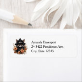 Schattigee zwarte kat in een heks Pet Etiket (Insitu)