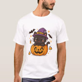 Schattigee zwarte kat in pompoen - Kawaii Hallowee T-shirt (Voorkant)