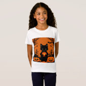 Schattigee zwarte kat met Halloween pompoenen T-shirt (Voorkant volledig)