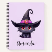 Schattigee zwarte kat met Pet van een heks Notitieboek (Voorkant)