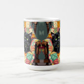 Schattigee zwarte kat op schommelstoel koffiemok (Center)