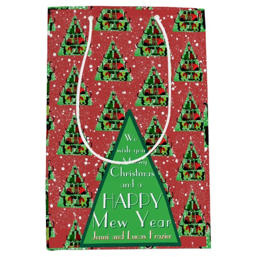 Schattigee zwarte katten in truien kerstboom rood medium cadeauzakje (Voorkant)