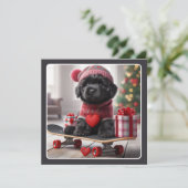 Schattigee zwarte puppy op skateboard grappige Val Feestdagenkaart (Staand voorkant)