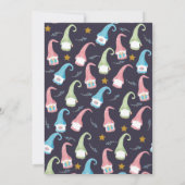 Schattigee Zweeds Gnomen Kerstfeest Uitnodiging (Achterkant)