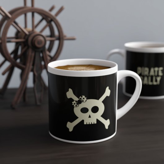 Schedel en Crossbones Meisje Pirate Naam Zwart Gra Espresso Kop