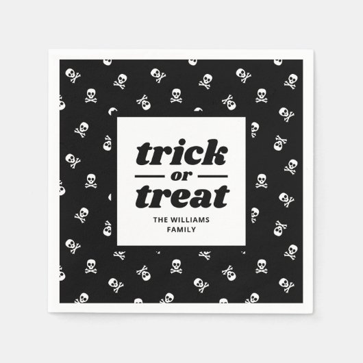 Schedel en gekruiste beenderen met monogram Trick  Servet (Voorkant)