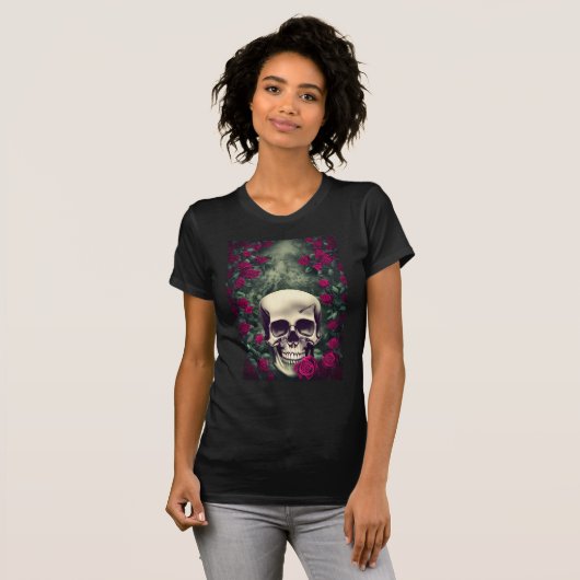 Schedel en rode rozen Vrouwen T-shirt (Voorkant volledig)