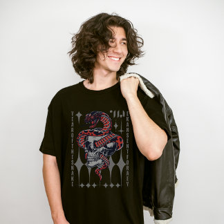Schedel en slang, randstedige en gotische esthetie t-shirt