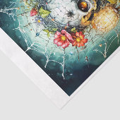 Schedel in bloemen en spinnenwebben tissuepapier (Detail)