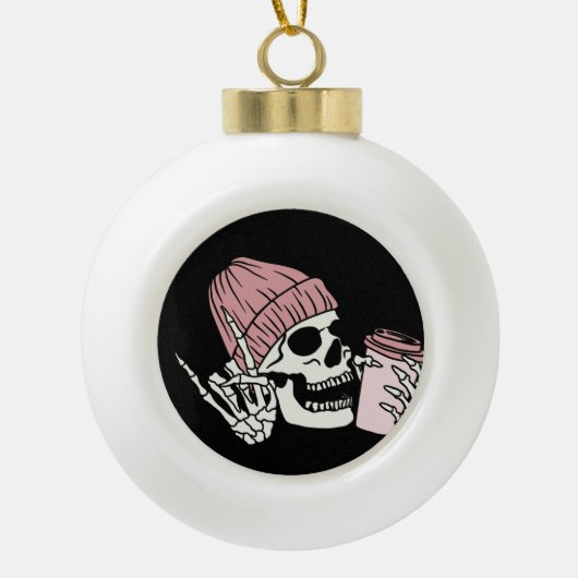 Schedel met pet op een  keramische bal ornament (Voorkant)