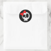 schedel met rode romp ronde sticker (Tas)