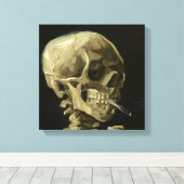 Schedel met sigaret van Van Gogh Verpakt Canvas (Insitu (Houten vloer))