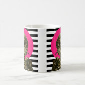 Schedel van een Skelet met Burning Cigarette Colla Koffiemok (Center)