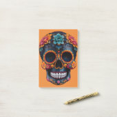 Schedel van Halloween in oranje Post-it® Notes (Op bureau)