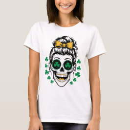 Schedel van St. Patrick's Day met klaver en rommel T-shirt