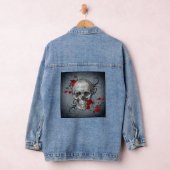 Schedelillustratie met rode rozenwijnstokken verwe denim jacket (Hangar)