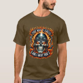 Schedelontwerp met vlammen en motorelementen t-shirt (Voorkant)
