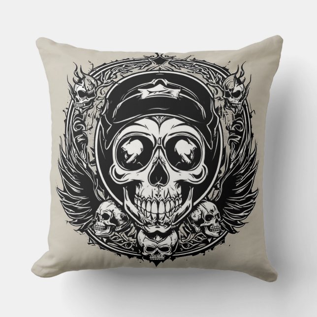 Schedelontwerp met vleugels en symbolen kussen (Voorkant)