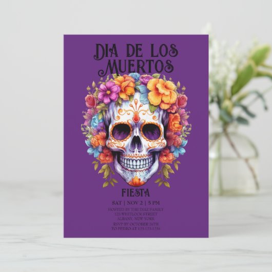 Schedels Bloemen Paarse Dia de los Muertos Party Kaart (Staand voorkant)
