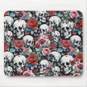 Schedels en rode rozen met vlinders muismat (Voorkant)