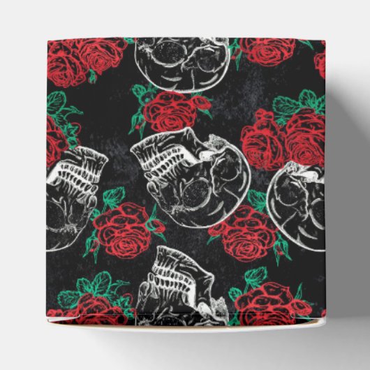 Schedels en rode rozen | Modern Gothic dank u Bedankdoosjes (Bovenkant)