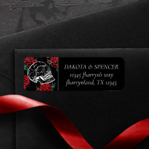 Schedels en rode rozen   Modern Gotisch Glam Adres Etiket