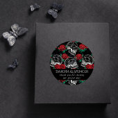 Schedels en Rode Rozen | Moderne Gothic Bedankt Ronde Sticker