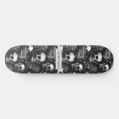 Schedels en Rozen Zwarte Gotische Naam Persoonlijk Skateboard (Horizontaal)
