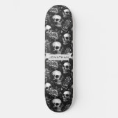 Schedels en Rozen Zwarte Gotische Naam Persoonlijk Skateboard (Voorkant)