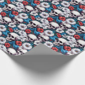 Schedels met rode en witte bloemen cadeaupapier (Hoek)