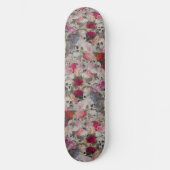 Schedels met Rozen Persoonlijk Skateboard (Voorkant)