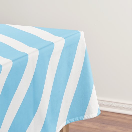 Scheepsstrepen | Babyblauw en wit gestreept Tafelkleed (Voorbeeld)