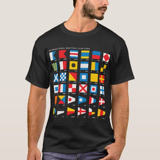 Scheepsvlaggen met internationale nummers en NAVO T-shirt (Voorkant)