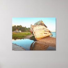 Scheepswrak aan wal