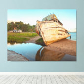 Scheepswrak aan wal canvas afdruk (Insitu (Houten vloer))