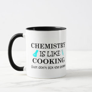 Scheikunde is als koken, lik de lepel niet af mok
