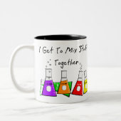 Scheikundige "Ik krijg samen spullen" grappige cad Tweekleurige Koffiemok (Links)