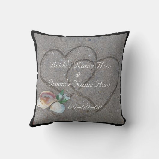 schelpen en hart op strand - aangepaste trouwkusse kussen (Achterkant)