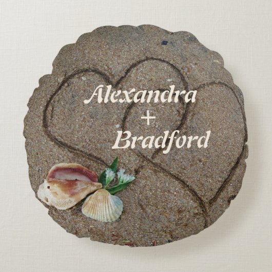 schelpen en twee harten op strandstrandstranspal rond kussen (Voorkant)