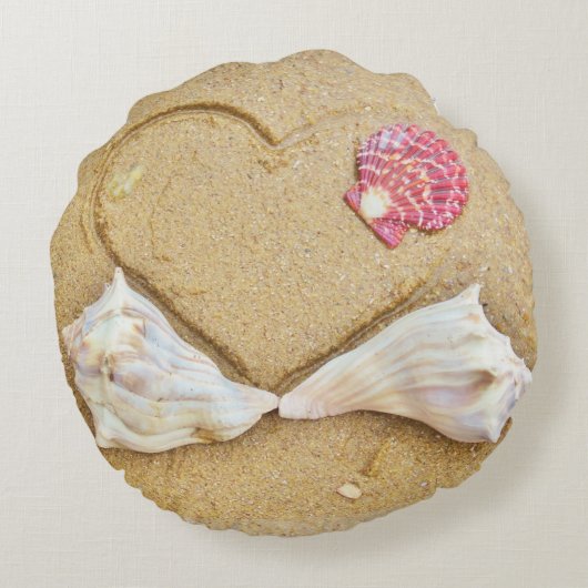 schelpen en twee harten op strandstrandstranspal rond kussen (Achterkant)