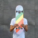 Schema voor regenboogstraal persoonlijk skateboard<br><div class="desc">Een skateboard met diagonale pastel regenboogstrepen: een leuk cadeau-idee voor een vriend die van kleuren houdt!</div>
