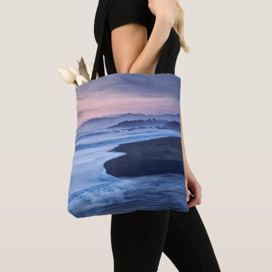 Schemering bij Moonstone Beach Tote Bag (Dichtbij)