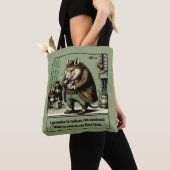Scheming Tails: De medeplichtige rat politicus Tote Bag (Dichtbij)