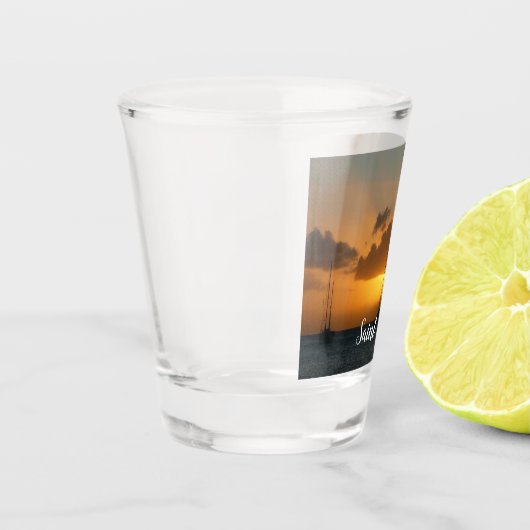 Schepen en soennitische zeebaars shot glas (Links)