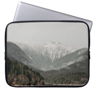 SCHERM VAN BOMEN EN MOUNTAIN LAPTOP SLEEVE