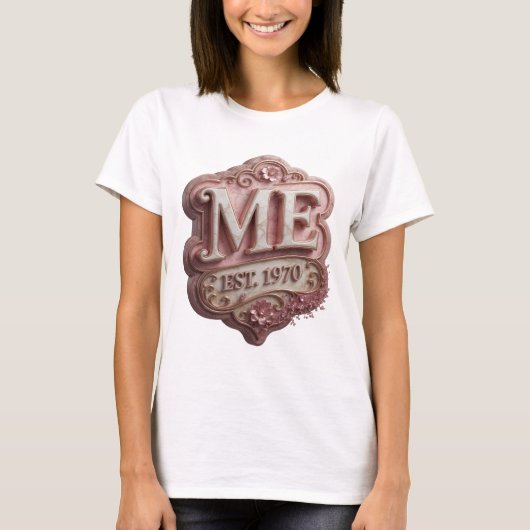 Scherpe Goud ME EST 1970 Statement Design T-shirt (Voorkant)